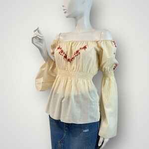 Vintage Muslin Tissue Embroidered OTS Peasant Blouse